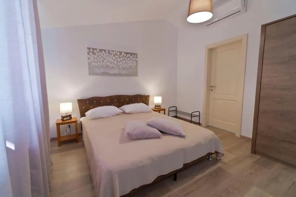 Villa Flegar Bokordići 0*,